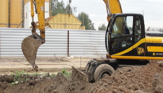 Выкопать яму экскаватором в Старом Осколе от 944 руб. - 2Землекопа-Срк 
